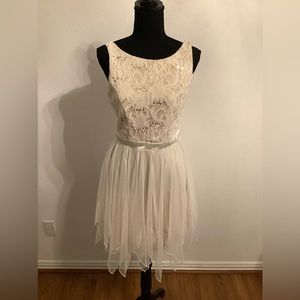 Windsor formal dress